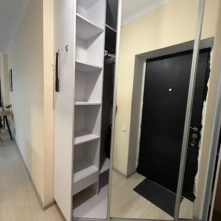 сучасна студія в жк маршал сіті Apartment